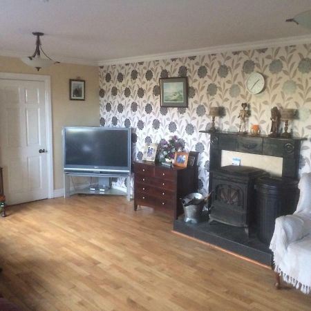 Culdonagh Manor B&B Malin Екстериор снимка