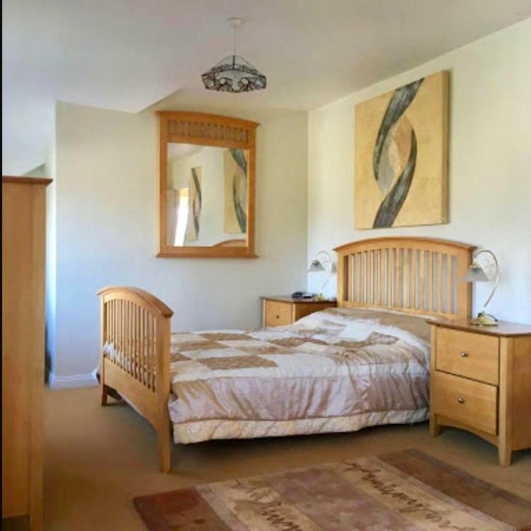 Culdonagh Manor B&B Malin Екстериор снимка