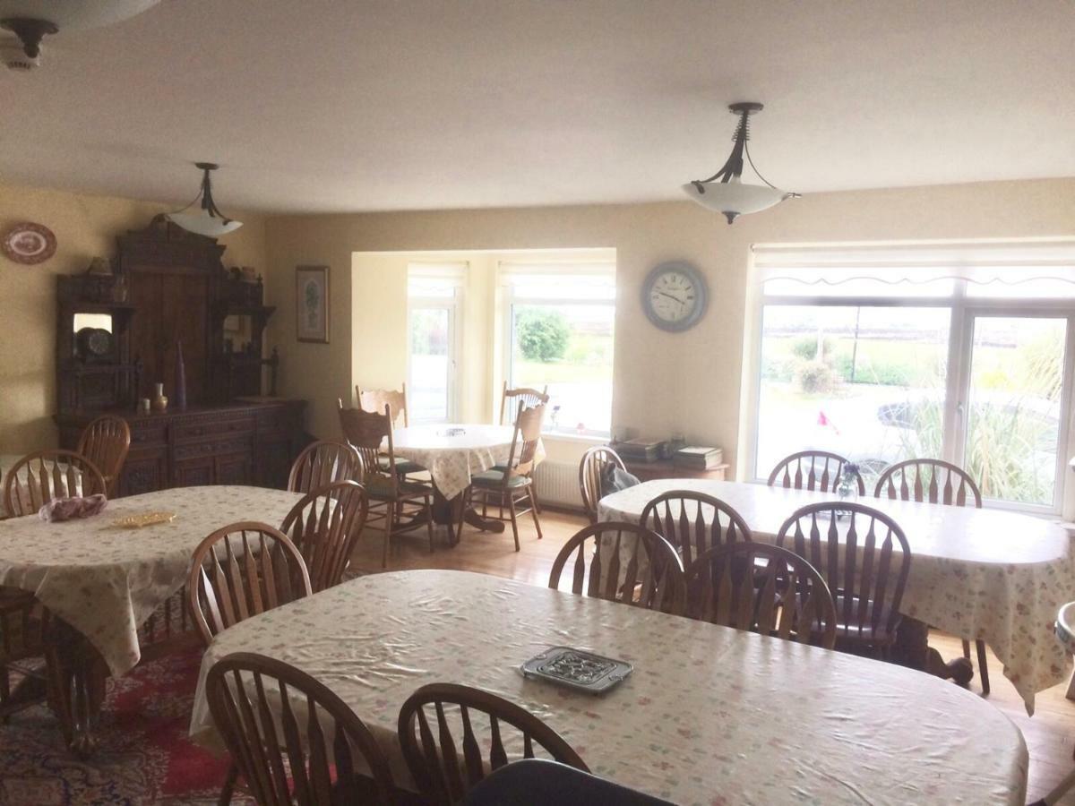 Culdonagh Manor B&B Malin Екстериор снимка