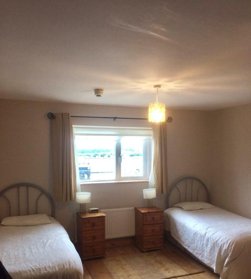 Culdonagh Manor B&B Malin Стая снимка